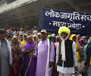 A group of farmers from Jhabua district in Madhya Pradesh arrived early in the morning on November 29. 
