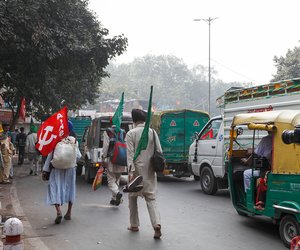 Marching from Majnu ka Tila to Ramlila