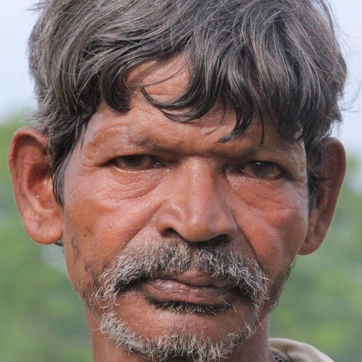 GANGRA KHARIA is a Tea garden worker from Dholabari, Mal, Jalpaiguri, West Bengal