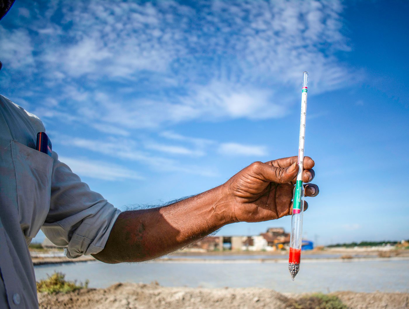 The salinity is measured in degrees by a Baume hydrometer.