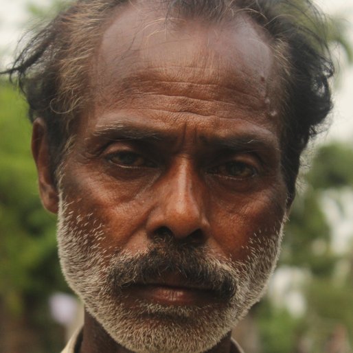 BIJAY KHERWAR is a Farmer from Bara Maniram, Ashapur Tea Garden hamlet, Naxalbari, Darjeeling, West Bengal