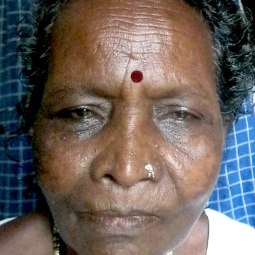 Chellamma is a Mat weaver from Edamulackal, Anchal, Kollam, Kerala