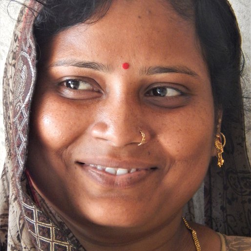 Hetalben Parmar is a Homemaker from Gulabpura, Talod, Sabar Kantha, Gujarat