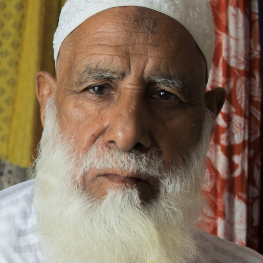 Rafiq Azad is a Farmer (cultivates mustard and <em>jowar</em>) and a retired doctor from Palla, Nuh, Nuh, Haryana