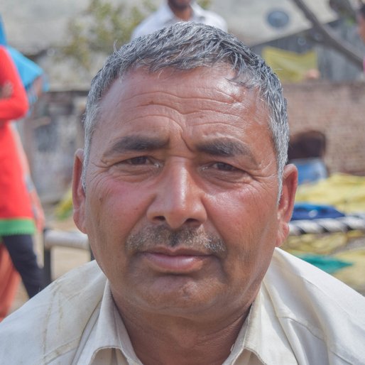 Mahender Singh is a Beekeeper from Tatki, Babain, Kurukshetra, Haryana