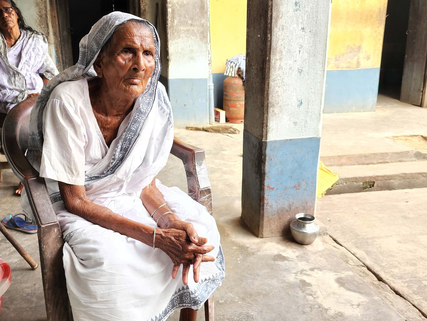 Bhabani ran the family’s farm for decades right from preparing the soil for sowing, to supervising the labour and the harvesting. She even transported the produce back home herself