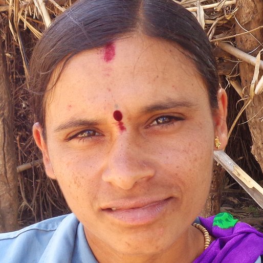 Seema Jadhav is a Agricultural labourer from Ganori, Phulambri, Aurangabad, Maharashtra