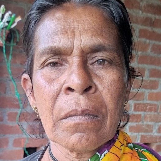 Gauri Puddar is a Groundnut seller from Nanakmatta, Sitarganj, Udham Singh Nagar, Uttarakhand