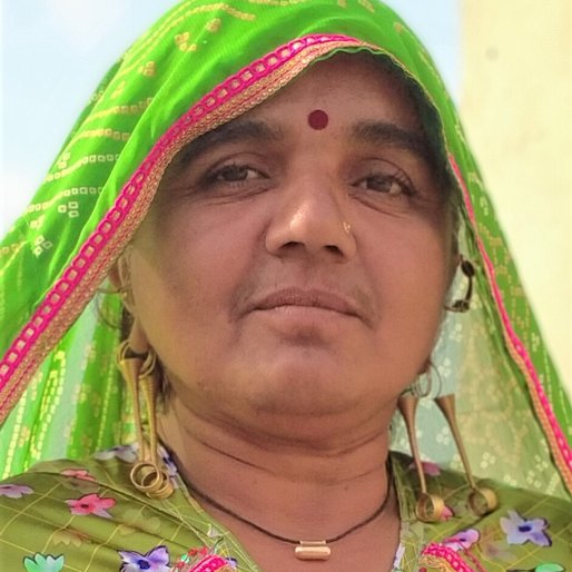 Harkhuben Rabari is a Homemaker from Mahajan Nagar, Bhuj, Kachchh, Gujarat