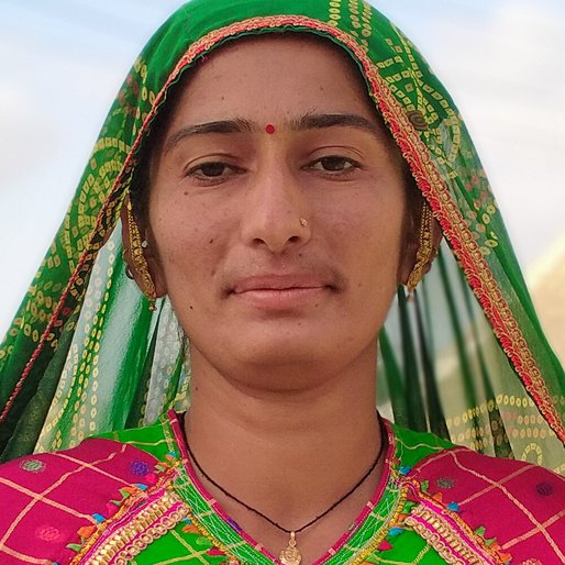 Sita Rabari is a Homemaker from Mahajan Nagar, Bhuj, Kachchh, Gujarat
