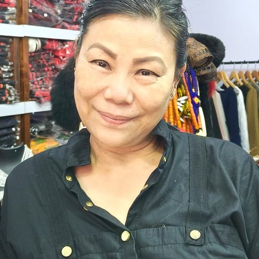 Mary Lotha is a Handloom shawl weaver from Diphupar 'B', Chumukedima, Dimapur, Nagaland