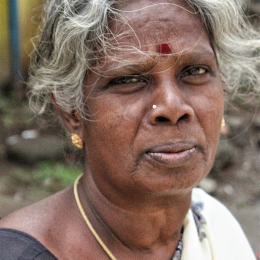 Indirani is a Flower seller from Adanur, Arani, Tiruvannamalai, Tamil Nadu
