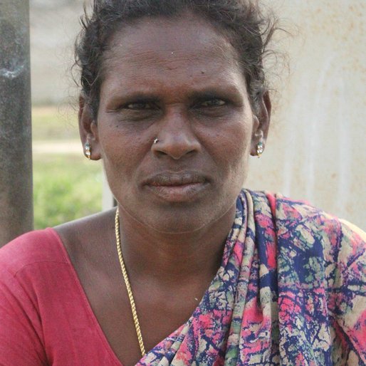 Devika is a Farm labourer from Gangaikondacholapuram, Jayamkondam, Ariyalur, Tamil Nadu
