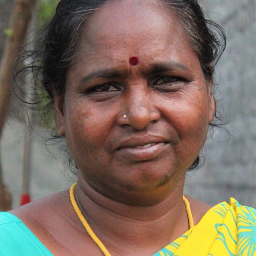 Selvi is a Daily wage farm labourer from Thamaraipakkam, Ellapuram, Thiruvallur, Tamil Nadu