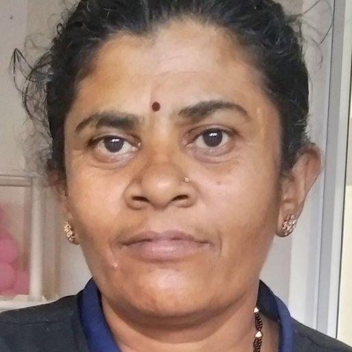 Muniamma is a Housekeeper in an apartment complex from Bande Bommasandra, Bangalore East, Bangalore, Karnataka