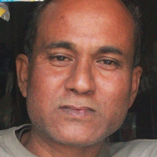 Robi Das is a Grocery shop owner from Chak Dubrajpur, Dubrajpur, Birbhum, West Bengal