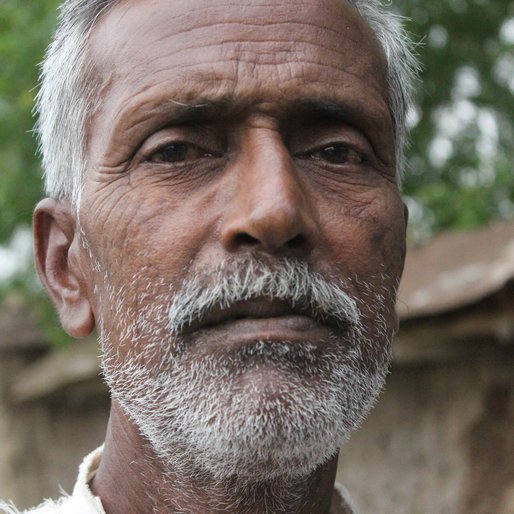 Kalu Sheikh is a Daily wage labourer from Indrani, Khargram, Murshidabad, West Bengal