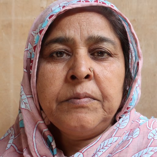 Gurmeet Kaur is a MGNREGA worker from Kakrala, Nabha, Patiala, Punjab