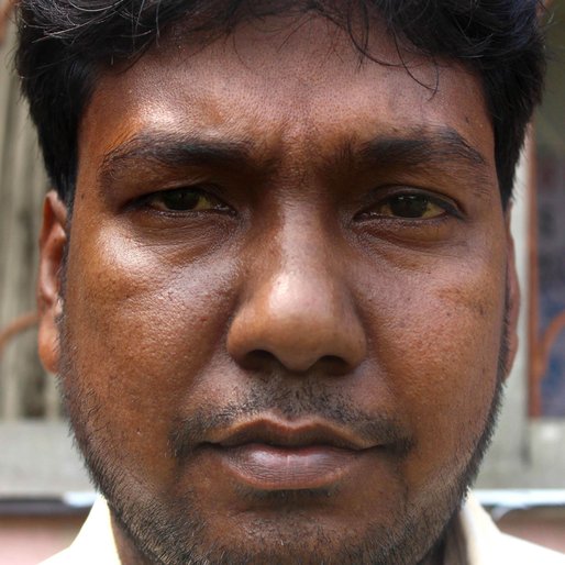 Aftabuddin Sheikh is a Autorickshaw driver from Kalitala , Beldanga-I , Murshidabad, West Bengal