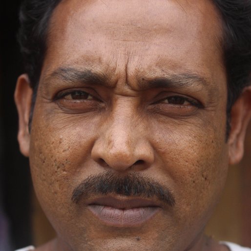 Salam Shaikh is a Driver from Bil Panchthupi, Bharatpur-I, Murshidabad, West Bengal