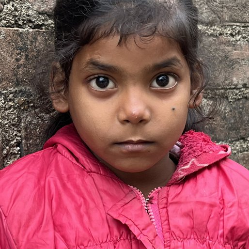 Mahi Kumari is a Student (Class 2) from Usmanpur, Athmalgola, Patna, Bihar