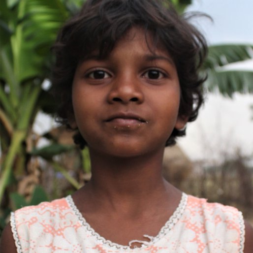 Betti Bodra is a Student at the local <em>anganwadi</em> from Churuyu, Khuntpani, Pashchimi Singhbhum, Jharkhand