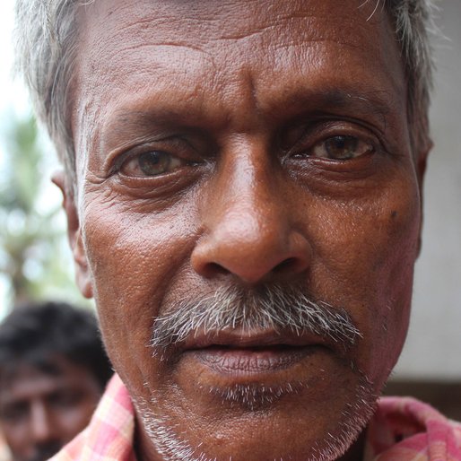 Sagar Das is a Daily wage labourer from Bharatpur, Bharatpur-I, Murshidabad, West Bengal