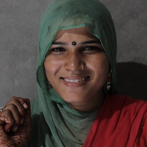 Kamlesh Briat is a Homemaker from Madho Singhana, Sirsa, Sirsa, Haryana