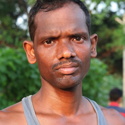 Jitendra Sethi is a Daily wage construction labourer from Biragobindapur, Ghasipura, Kendujhar, Odisha