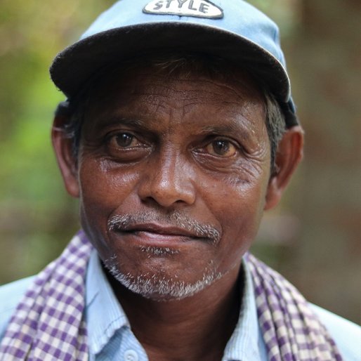 Maheswar Singh is a Daily wage labourer from Dharampur Samil Dhanapana, Khunta, Mayurbhanj, Odisha