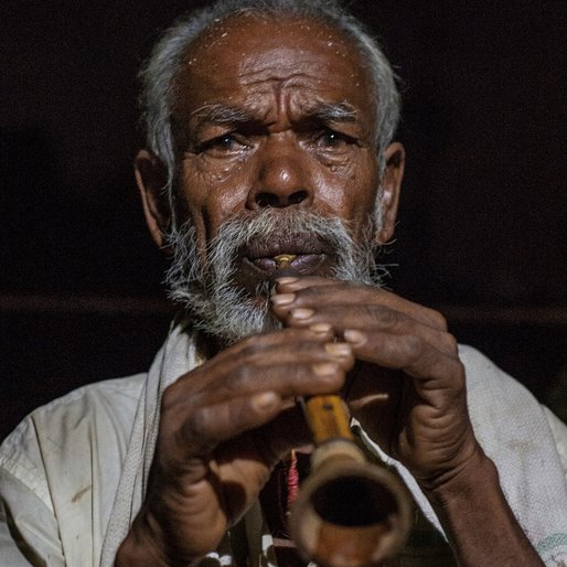 Aalumalai is a Farmer and musician (plays <em>naatu kuzhal</em>, a traditional instrument) from Periyagundri, Sathyamangalam, Erode, Tamil Nadu