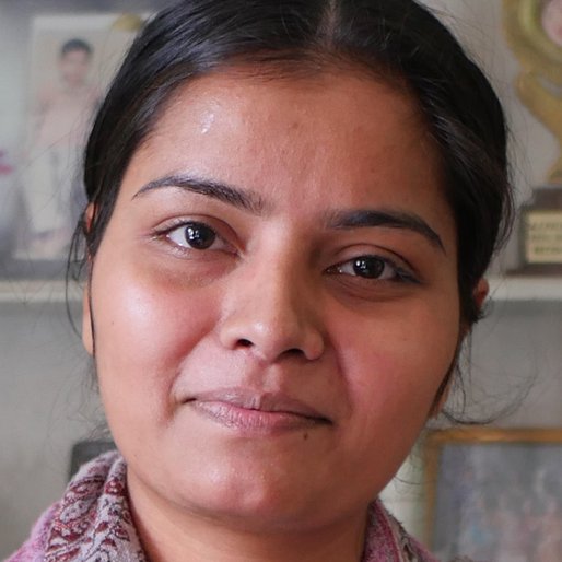 Poonam Jassal is a Tuition teacher from Kalarheri, Ambala II, Ambala, Haryana