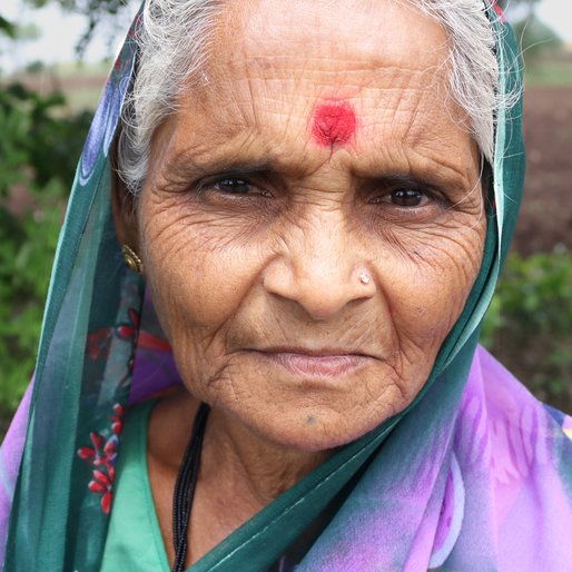 Sunita Chougule is a Farmer from Mauje Vadgaon, Hatkanangale, Kolhapur, Maharashtra