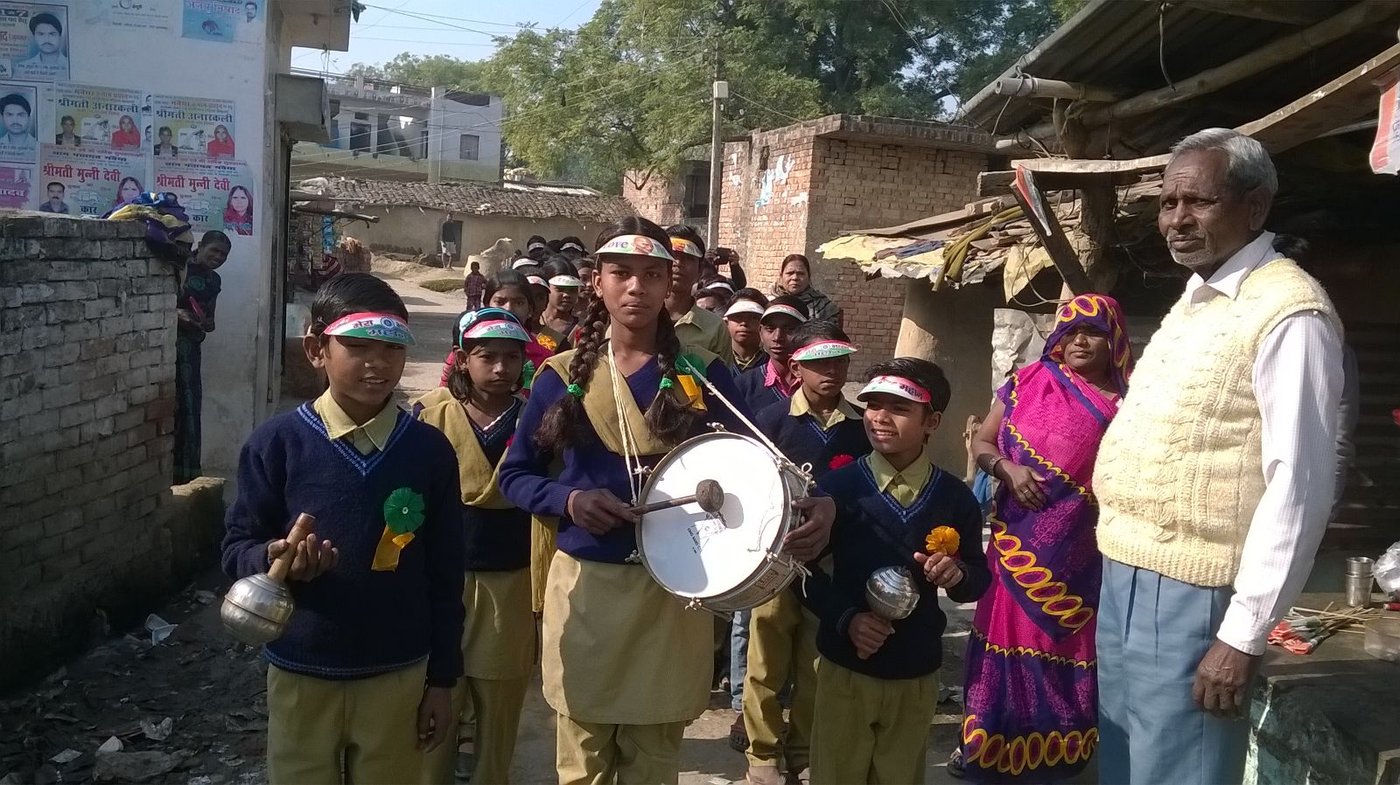Mamta Nishad leading a procession 