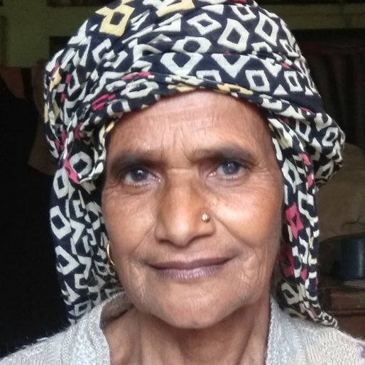 Savitri is a Homemaker from Sunderpur, Lakhan Majra, Rohtak, Haryana