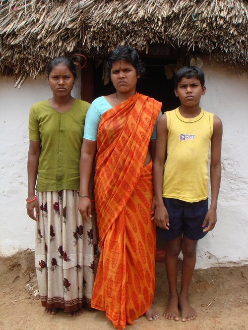 /static/media/uploads/Articles/P. Sainath/Weaving a life in Anantapur /dsc02183.jpg