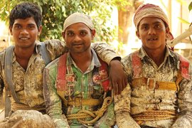 'Builders' from West Bengal in Mumbai